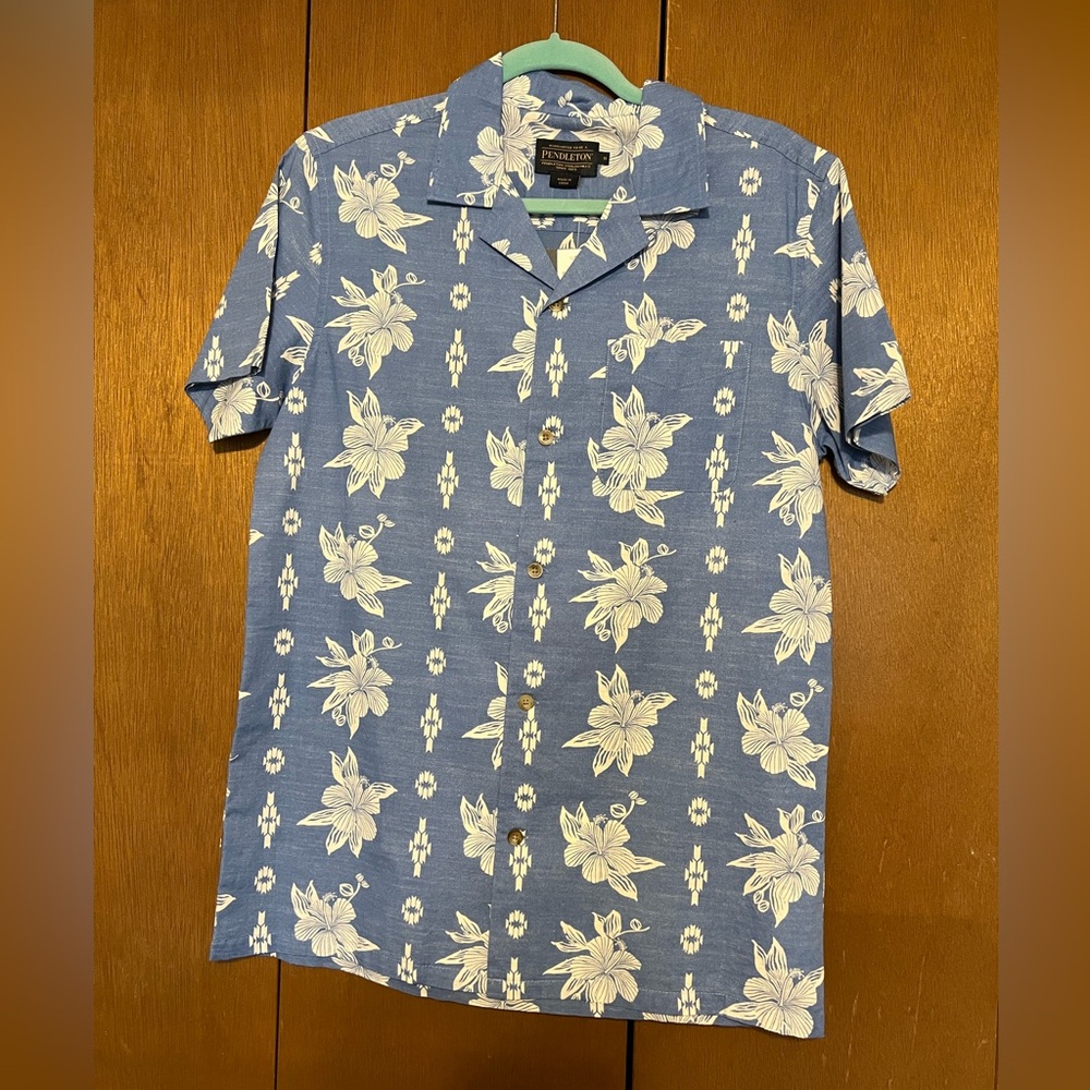 NWT men’s Pendleton Hawaiian shirt